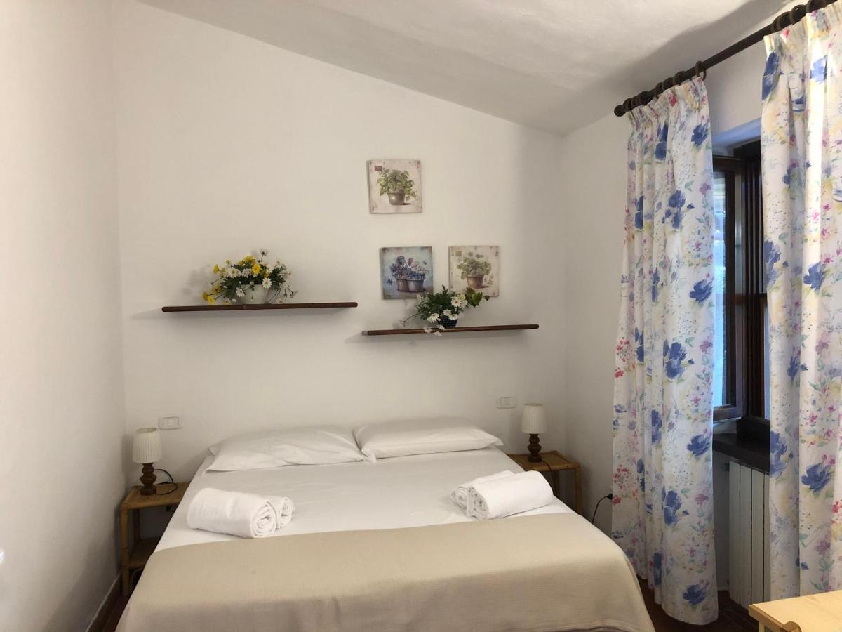 Agriturismo Santa Lorica Sassetta Kültér fotó